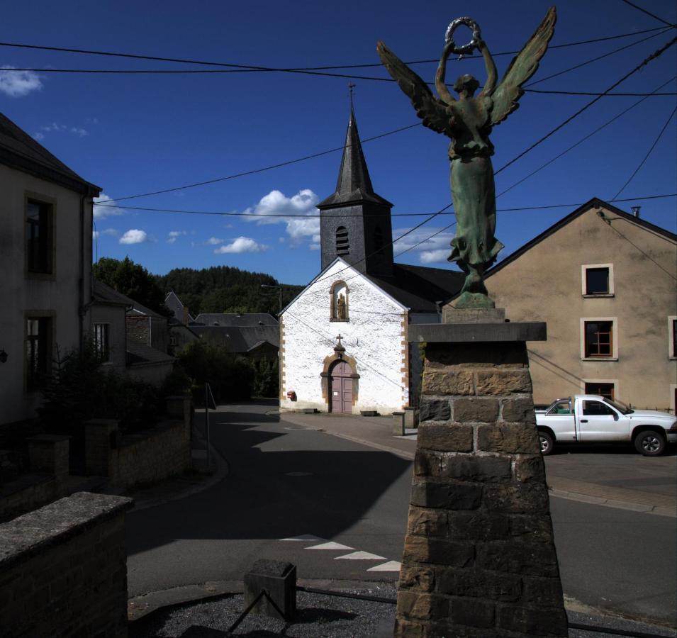 Au Charme Du 13 Faubourg De France A Bouillon Villa Exterior photo